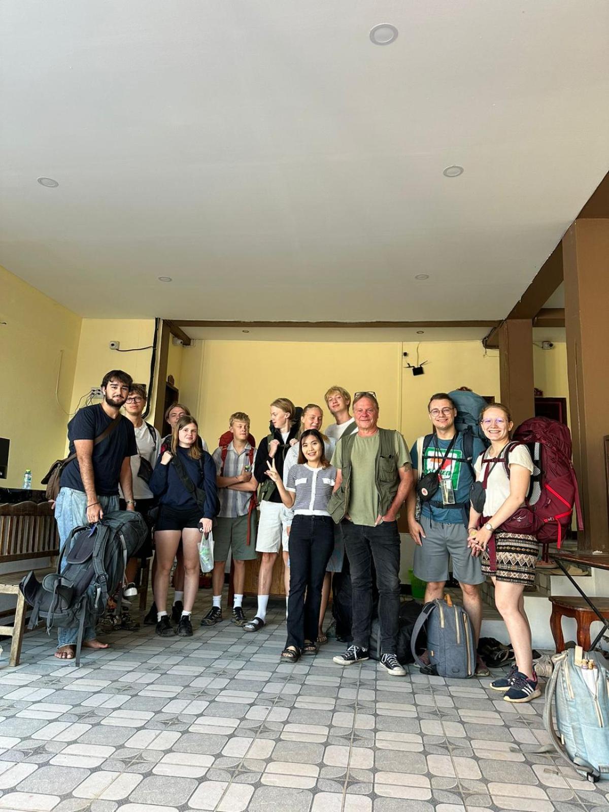 Vang Vieng Global Hostel Экстерьер фото