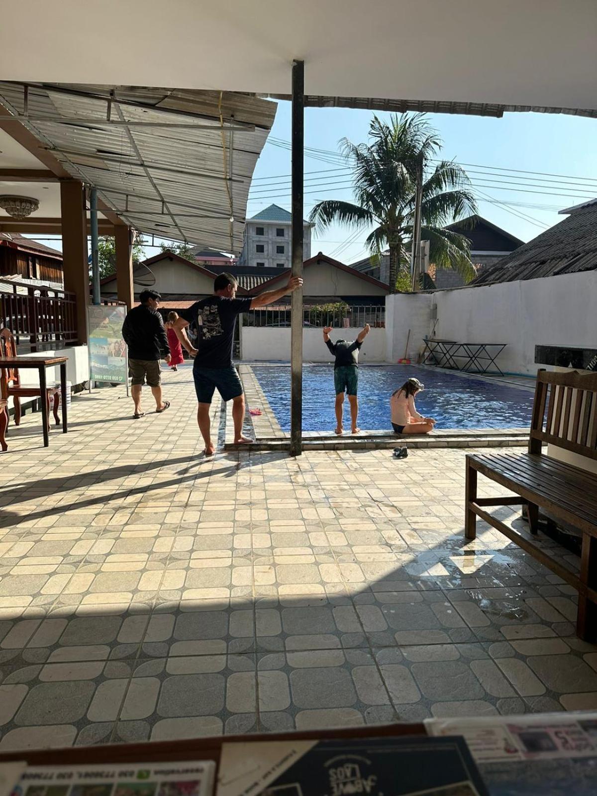 Vang Vieng Global Hostel Экстерьер фото