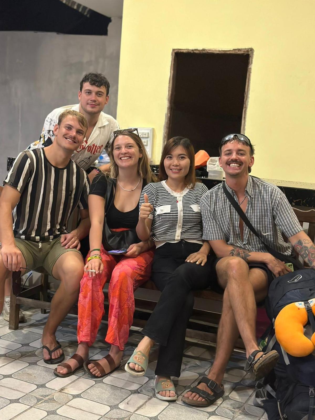 Vang Vieng Global Hostel Экстерьер фото